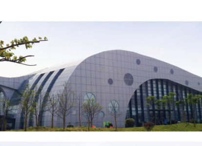 烟台会议中心外景网架工程